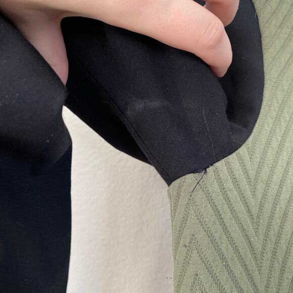 TIBI Quilted Zig Zag Fitted Dress in Olive/Black Multi Sheath Long Sleeve Size 6 - Picture 7 of 8